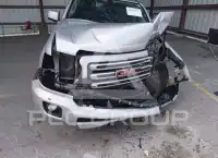 2017 GMC CANYON photo