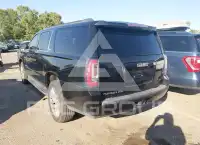 2017 GMC YUKON фото