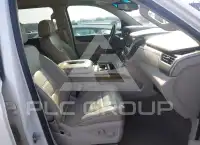 2017 GMC YUKON фото