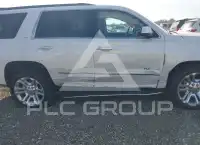 2017 GMC YUKON фото