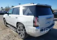 2017 GMC YUKON фото