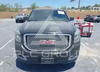 2017 GMC YUKON photo