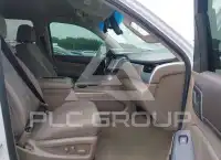 2017 GMC YUKON фото