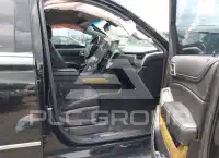 2017 GMC YUKON фото