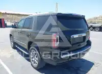 2017 GMC YUKON photo