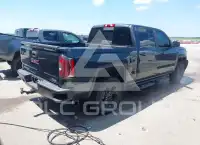 2017 GMC Sierra фото