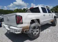 2017 GMC Sierra photo