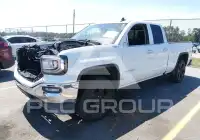 2017 GMC Sierra photo