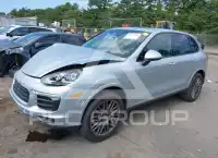 2017 Porsche Cayenne photo