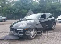2017 Porsche Cayenne photo