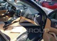 2017 Porsche Cayenne photo