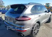 2017 Porsche Cayenne фото