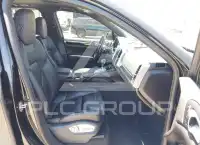 2017 Porsche Cayenne photo