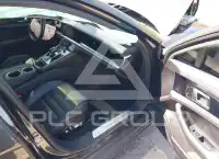 2017 Porsche Panamera photo