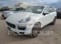 2017 Porsche CAYENNE фото