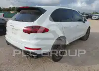 2017 Porsche CAYENNE фото