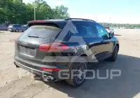 2017 Porsche CAYENNE фото