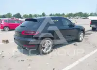 2017 Porsche MACAN photo