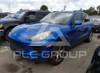 2017 Porsche MACAN photo