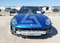 2017 Porsche MACAN photo