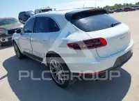 2017 Porsche MACAN photo