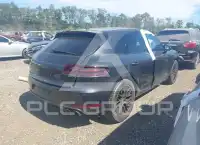 2017 Porsche MACAN photo