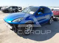 2017 Porsche MACAN photo