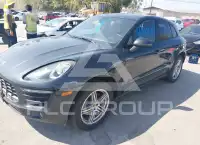 2017 Porsche MACAN photo