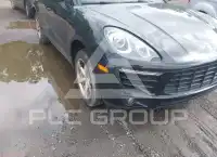 2017 Porsche MACAN photo