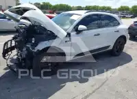 2017 Porsche MACAN photo