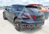 2017 Porsche MACAN photo