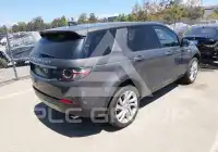 2017 Land Rover Discovery photo