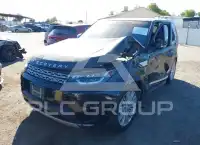 2017 Land Rover Discovery photo