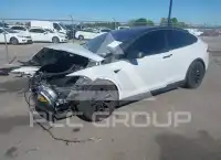 2017 Tesla Model X photo