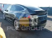 2017 Tesla Model X фото