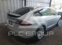 2017 Tesla Model X фото