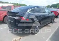 2017 Tesla Model X фото