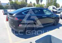 2017 Tesla Model X фото