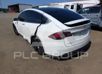 2017 Tesla Model X фото