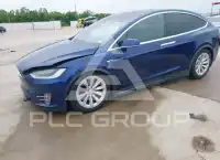 2017 Tesla Model X photo