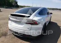 2017 Tesla Model X фото