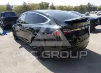 2017 Tesla Model X фото