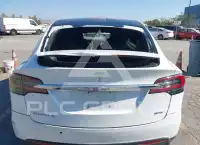 2017 Tesla Model X фото