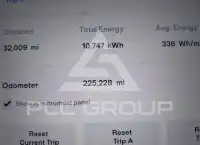 2017 Tesla Model S фото