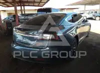2017 Tesla Model S фото