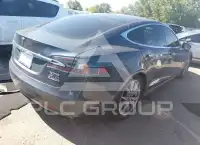 2017 Tesla Model S фото