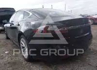 2017 Tesla Model S фото