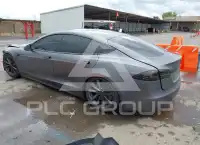 2017 Tesla Model S фото