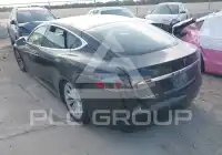 2017 Tesla Model S photo