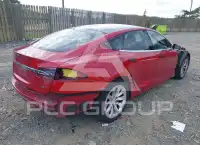 2017 Tesla Model S фото